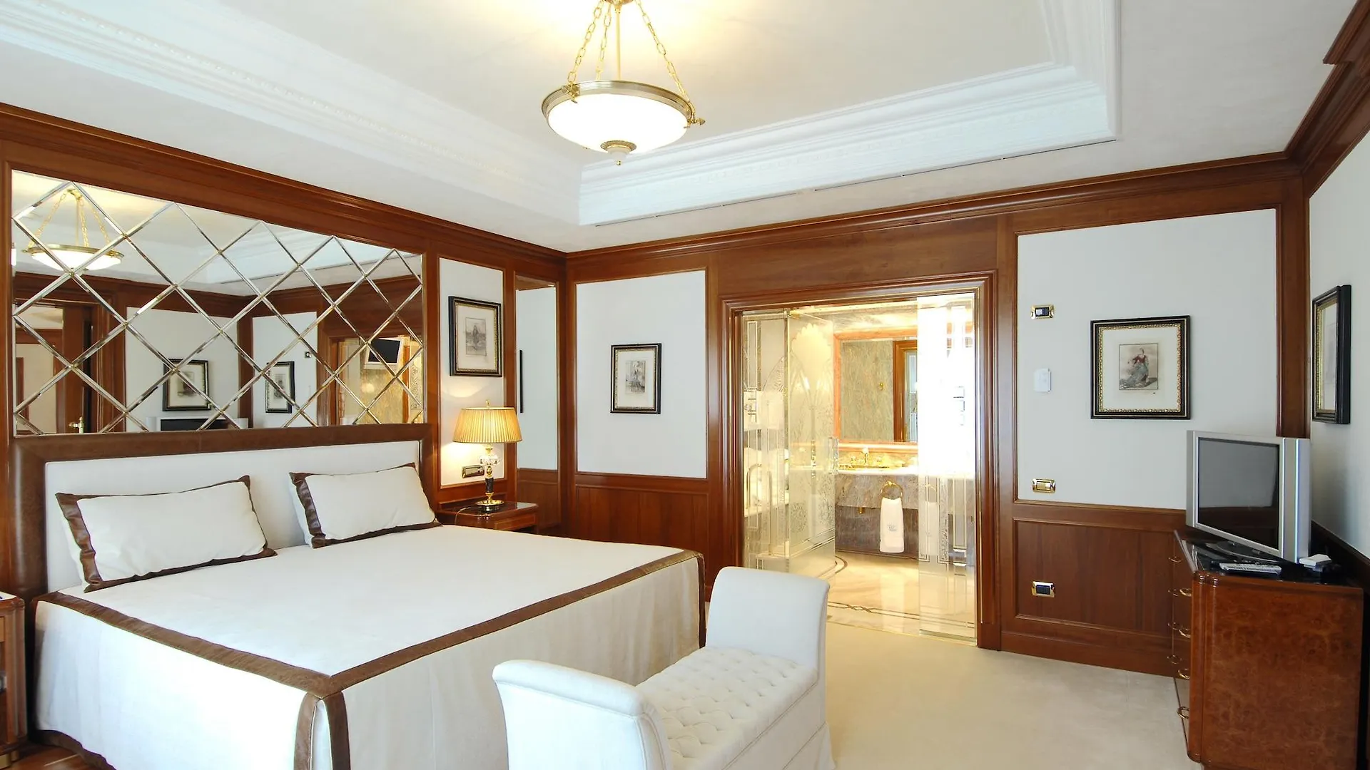 בולוניה Royal Hotel Carlton