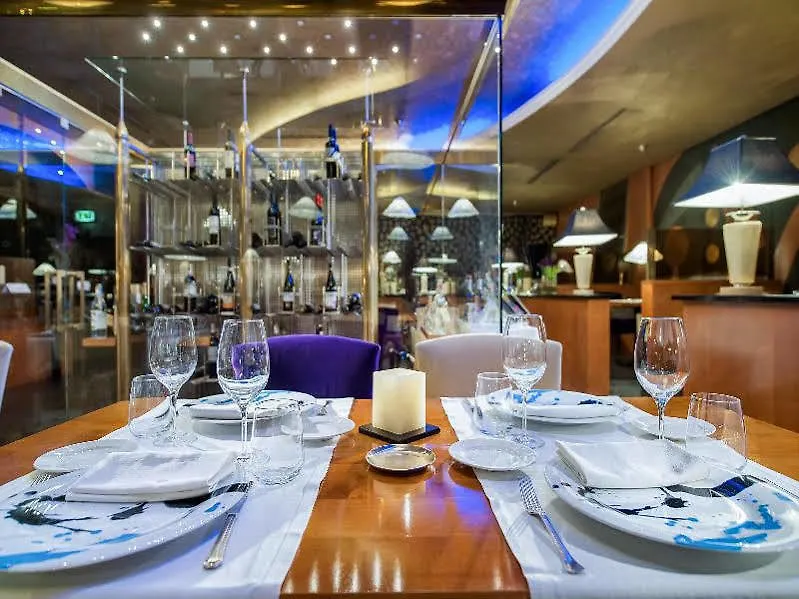 בולוניה Royal Hotel Carlton
