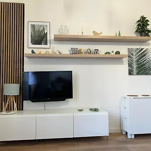 Apartment Pandolf