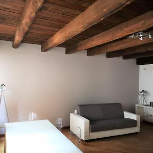 Palazzo Bargellini Panzacchi & Via De' Pepoli Bologne