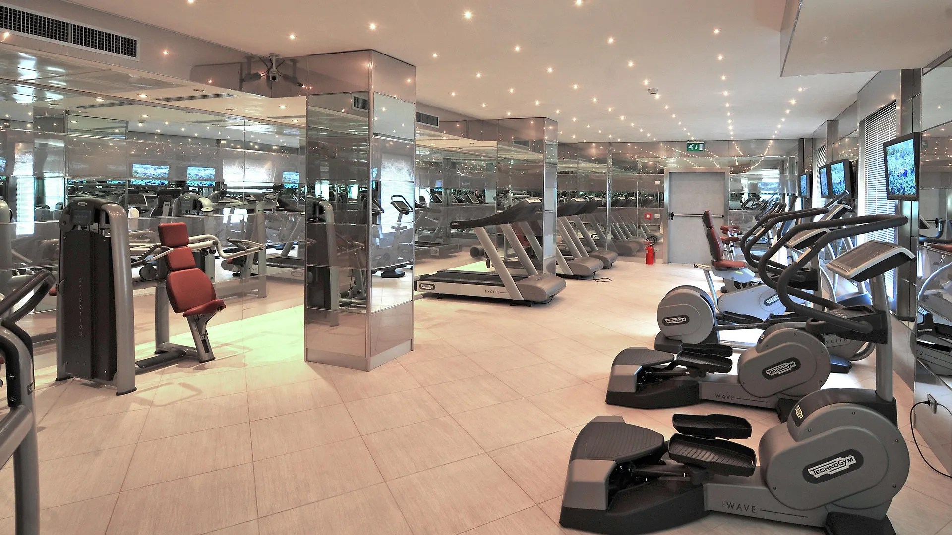 בולוניה Royal Hotel Carlton 4*,